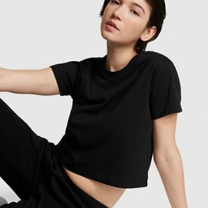 NWT Victoria's Secret PINK Shortsleeve T-shirt